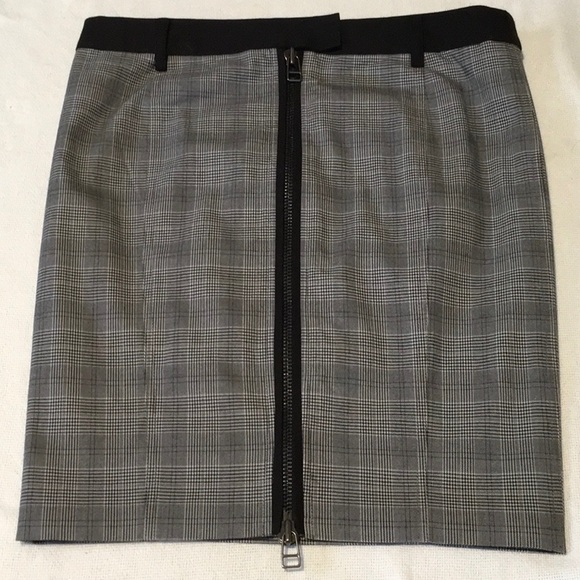 L.A.M.B. (Gwen Stefani) Plaid Zipper Skirt 🖤💞 - Picture 3 of 5